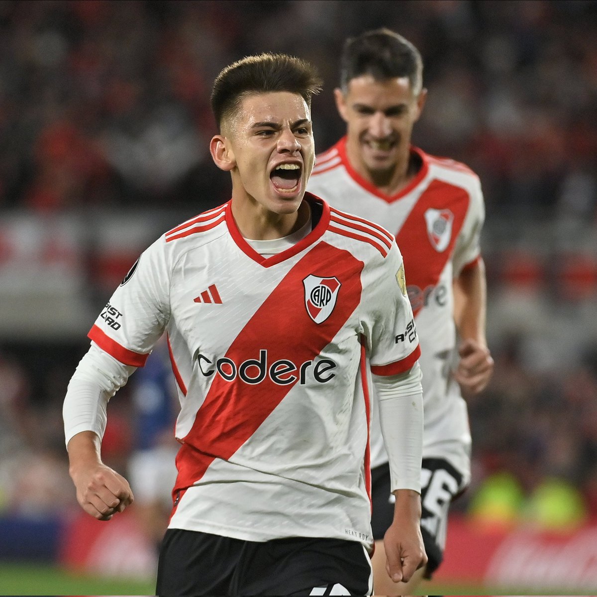 maxpugliese92's tweet photo. 🚨 En caso de que Demichelis decida utilizar al Diablito de la partida ante boca, #River tendrá dos buenas noticias:

 • Cobrará un bono de €500.000 por alcanzar el 30% de las titularidades de lo que va del semestre (con el Superclásico, ocho de 23)

 • Podrá cumplir con los minutos necesarios para poder retener al Diablito hasta fin de año.

ℹ️ @DiarioOle