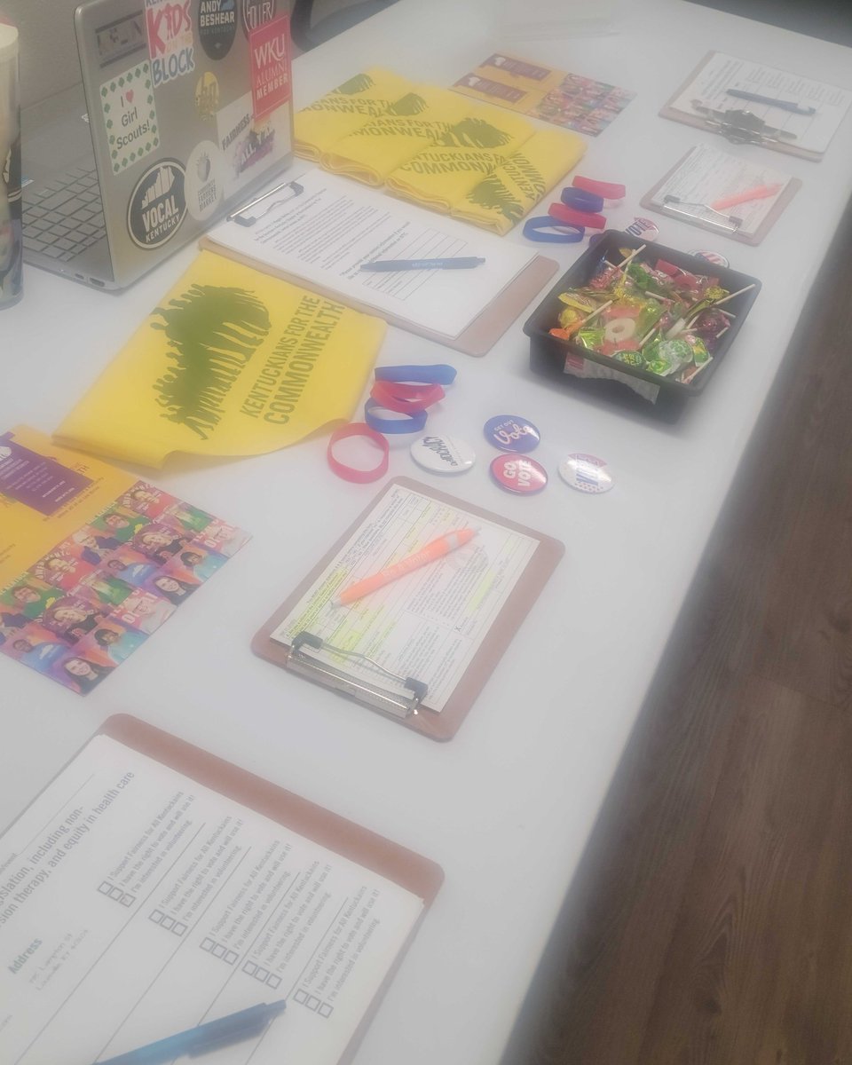 kftc's tweet photo. We’re out here y’all! From across the Commonwealth #KFTC showing up and showing out with our communities. Become a member today at https://t.co/vw4NYTi0Cm https://t.co/XEotsaxV17