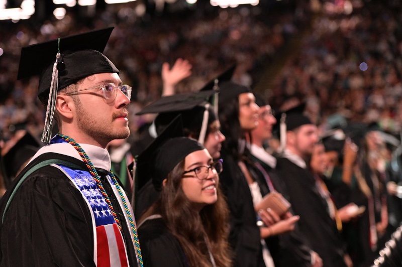 Loyola’s Class of 2023 First Destination Survey reports nearly 99% of grads were employed, enrolled in graduate school, or engaged in post-graduate or military service within 6 mos of receiving their diplomas—up slightly from the past 2 yrs: loyola.edu/news/2024/0416… #LoyolaReady