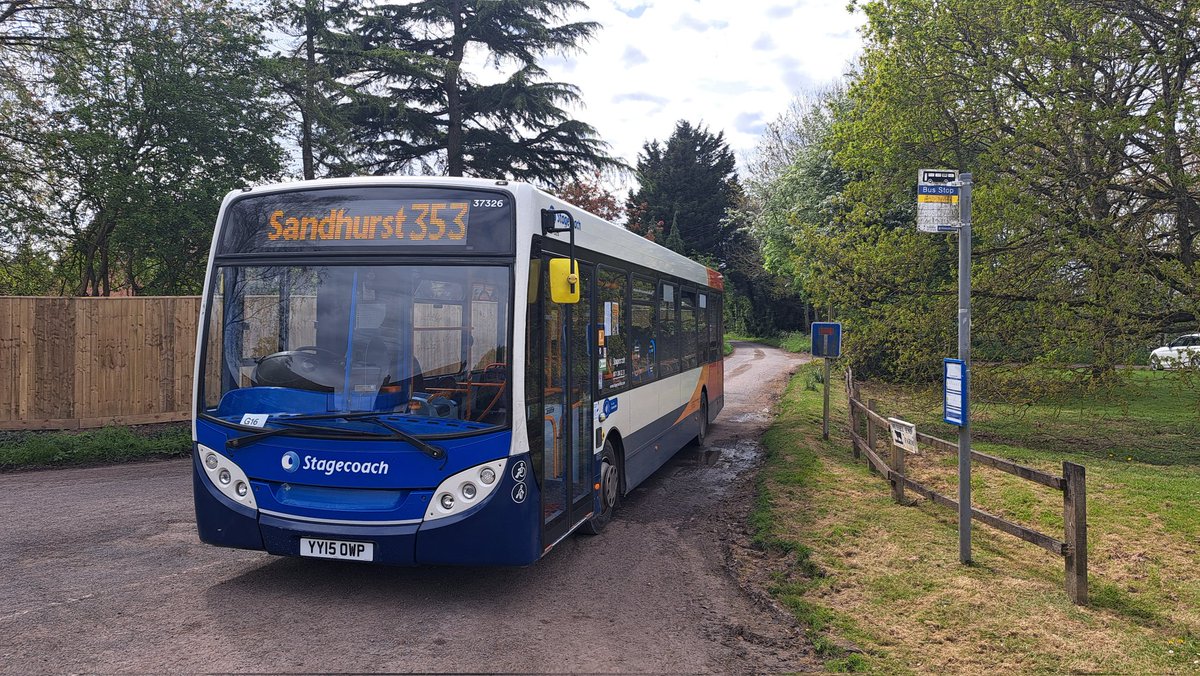 This afternoon I did a 353 to Sandhurst.

This is a very limited service, two buses per day with only one extending all the way to/from Sandhurst.