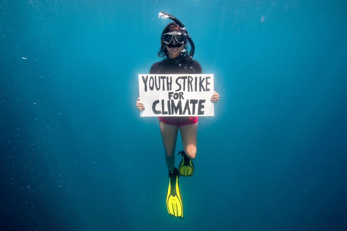 Shaama Sandooyea is a climate activist from Mauritius who staged the world's first underwater climate protest in the heart of the Indian Ocean 💙 Hear from Shaama on this week's episode of Oceans: Life Under Water 🎧