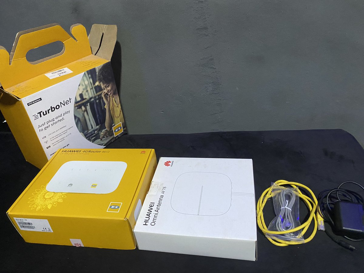Preowned:Mtn Huawei Turbonet 
Unlocked:supports all networks 
Turbonet Sim Included.(Unregistered)
Omni Antennae.
All Accessories included 
64 Users Connectivity.
Dual Band 5Ghz and 2.4Ghz Connection.
Register with your Ghana Card and Enjoy Non Expiry Data Packages.
Ghc1700