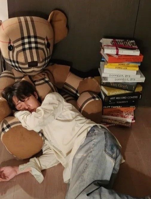 ชอบมากนอนกับน้องหมีเนี่ย