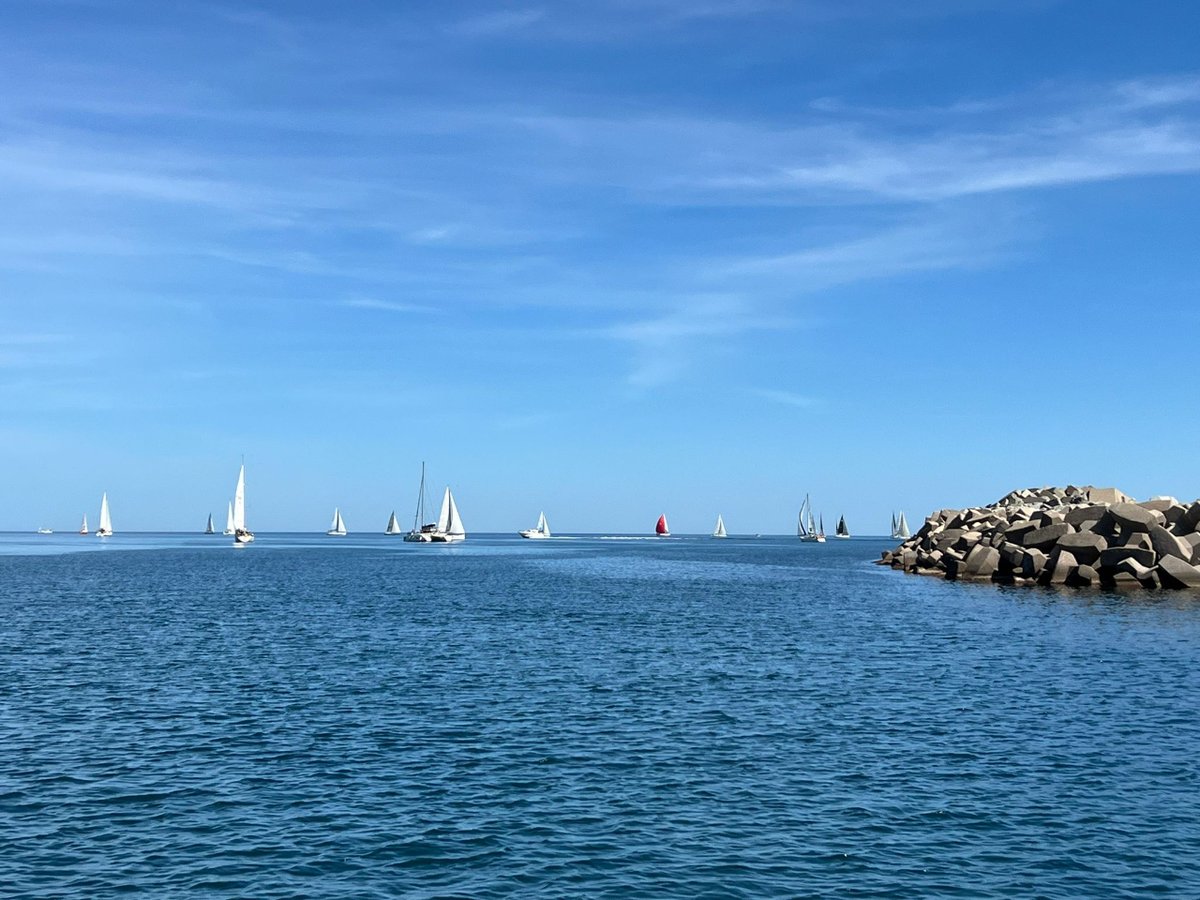 portscostabrava's tweet photo. El Port de #Portbou acull la 43a edició de la Challenge Spi Dauphine, en la qual hi participen una trentena d'embarcacions. La Spi Dauphine acull nombroses tripulacions de prestigioses universitats i escoles franceses i europees.
#Regates #PortsCostaBrava #CostaBrava https://t.co/9CTpmN57RE