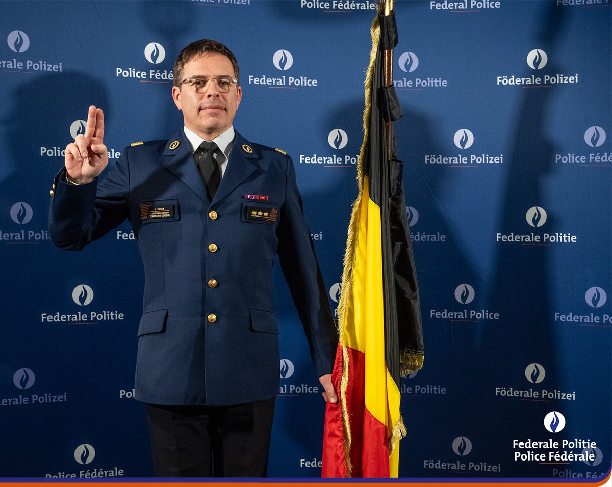 Ce jour, Eric Snoeck a prêté serment en tant que commissaire général de la Police Fédérale. « Je vois d’abord dans la Police Fédérale un service public et un formidable corps de police national, dépositaire de fonctionnalités cruciales pour la sécurité de nos concitoyens. »