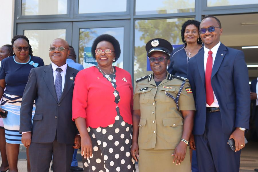 OfficialMubs's tweet photo. MUBS to introduce a Bachelor of Arts in International Relations and Diplomacy programme. This will emphasize practical training, interdisciplinary coursework in alignment with global development goals. This was revealed in a high level stakeholders meeting yesterday at MUBS. https://t.co/HT4L4efufq