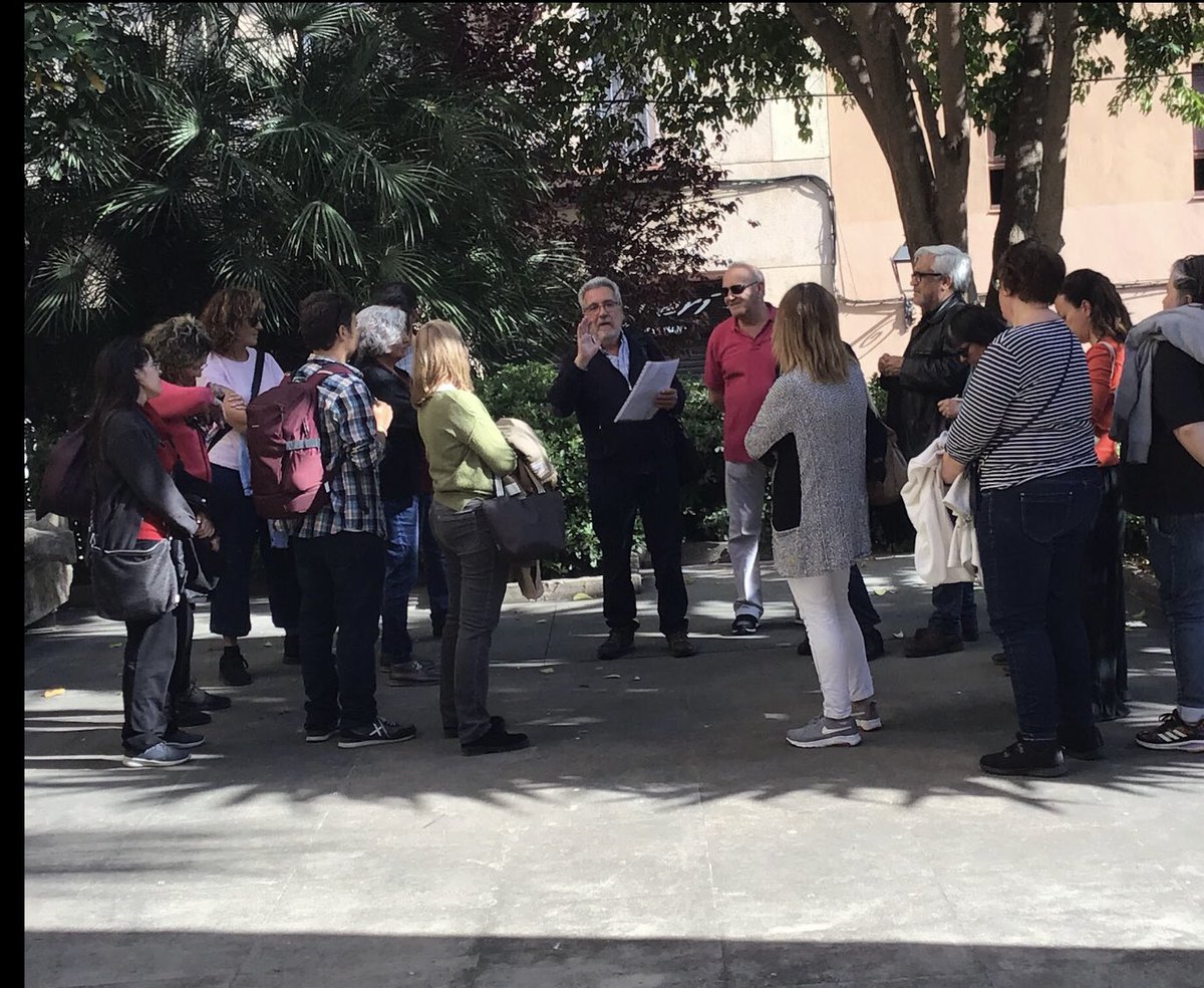 elcasalet's tweet image. 🔷Ruta a peu per la Vila Vella, els origens de l&apos;Hospitalet 
a càrrec de Núria Ribas del @CELHOSPI 
📆 Dimarts 30 d&apos;abril de 2024 a partir de 17:30h 
↗️Ens trobarem davant del Museu (C/Joan Pallarès, 38)

📌Inscripció: el-casalet.blogspot.com/2023/11/projec… o a web  @CRPHospitalet 
#ConèixerLH