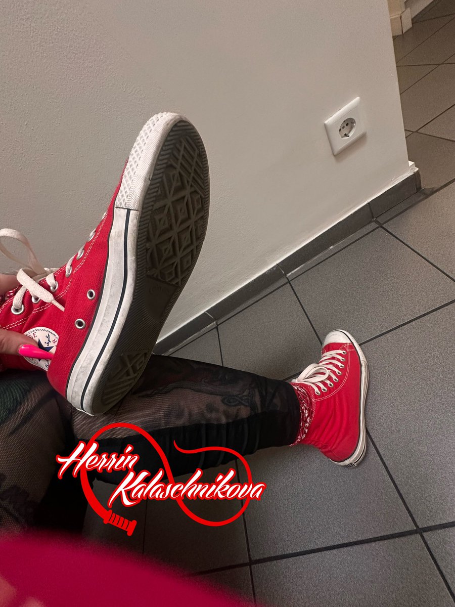SenSentenza's tweet photo. Komm lecken in der Öffentlichkeit!!! 

#Herrin #sub #Dom  #Femdom #Findom #Telefonherrin #Bsdm #moneydom #yootalk #Paypig #Cashandgo #paypiggie #paypigiewanted #Zahlaffe #Zahlschwein #Melkschwein #Zahleier #Findomaddict #Göttin #roleplay #amazon #sklave #raceplay #realbdsm #Melkline #blackmail #Zahlsklave #loserline #latex #tattoo #Fussfetish #geldherrin #verbalerotik #telefonfick #rollenspiel #cashandgo