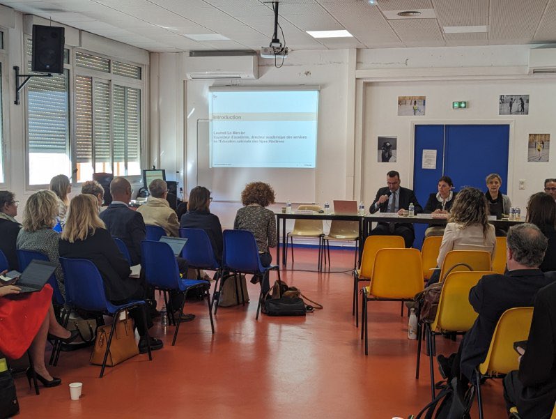 Laurent Le Mercier (@laurentlemerci4) on Twitter photo Comité des réseaux d'égalité des chances et des territoires des <a href="/AlpesMaritimes/">alpesmaritimes</a> au collège J. Romain de <a href="/VilledeNice/">Ville de Nice</a> . Riches échanges sur le déploiement de cette ambitieuse politique a
impulsée par <a href="/NatachaChicot/">Natacha Chicot</a> , pour créer les conditions de la réussite de nos élèves. Comité des réseaux d'égalité des chances et des territoires des <a href="/AlpesMaritimes/">alpesmaritimes</a> au collège J. Romain de <a href="/VilledeNice/">Ville de Nice</a> . Riches échanges sur le déploiement de cette ambitieuse politique a
impulsée par <a href="/NatachaChicot/">Natacha Chicot</a> , pour créer les conditions de la réussite de nos élèves.