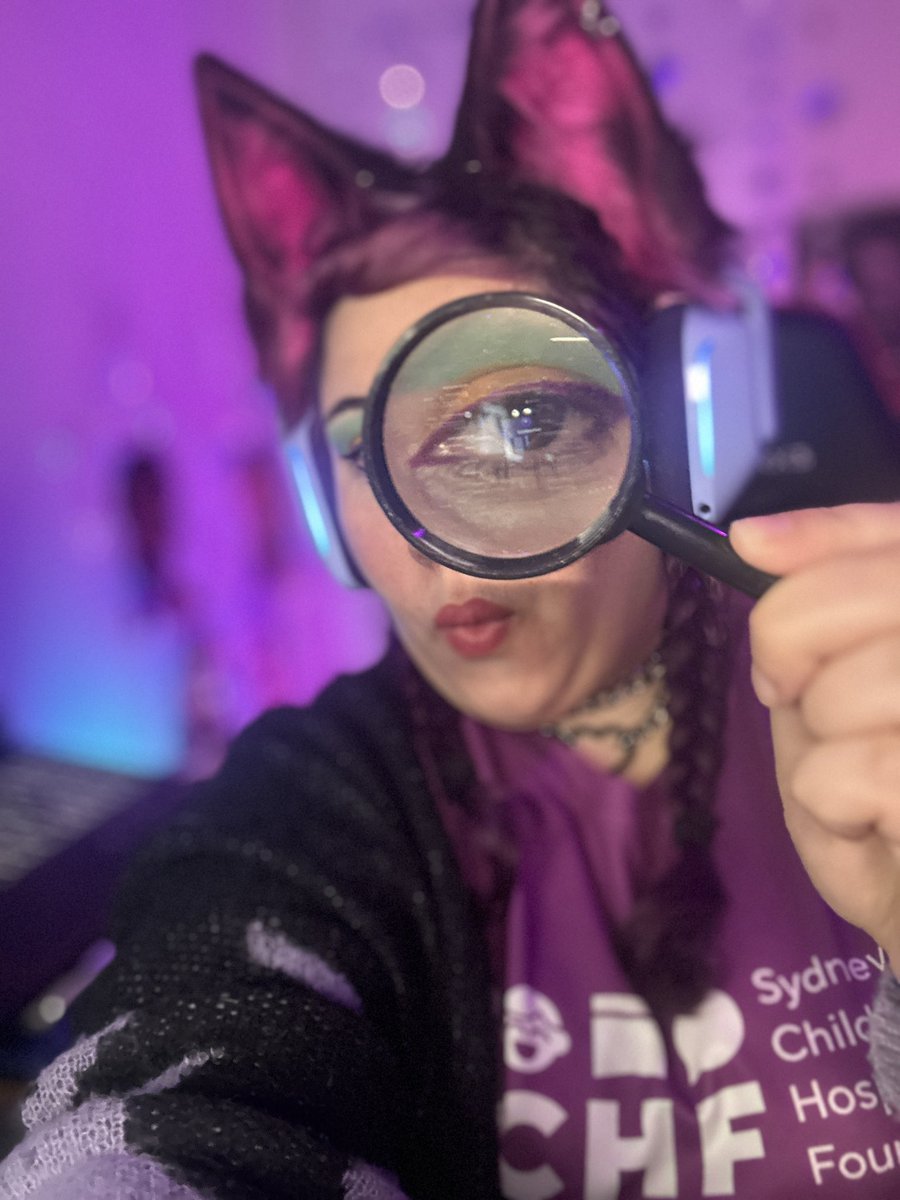 lupawolf152's tweet photo. We’re live with a new puzzle to solve. If you like watching investigation shows then come along &amp; join my squad. Help me raise money for @schf_kids &amp; we’ll get a breakthrough from the GameMaster! #SCHFStreamTeam #YearOfQuests

https://t.co/pzELg7sKRf https://t.co/6scZNw0AgZ