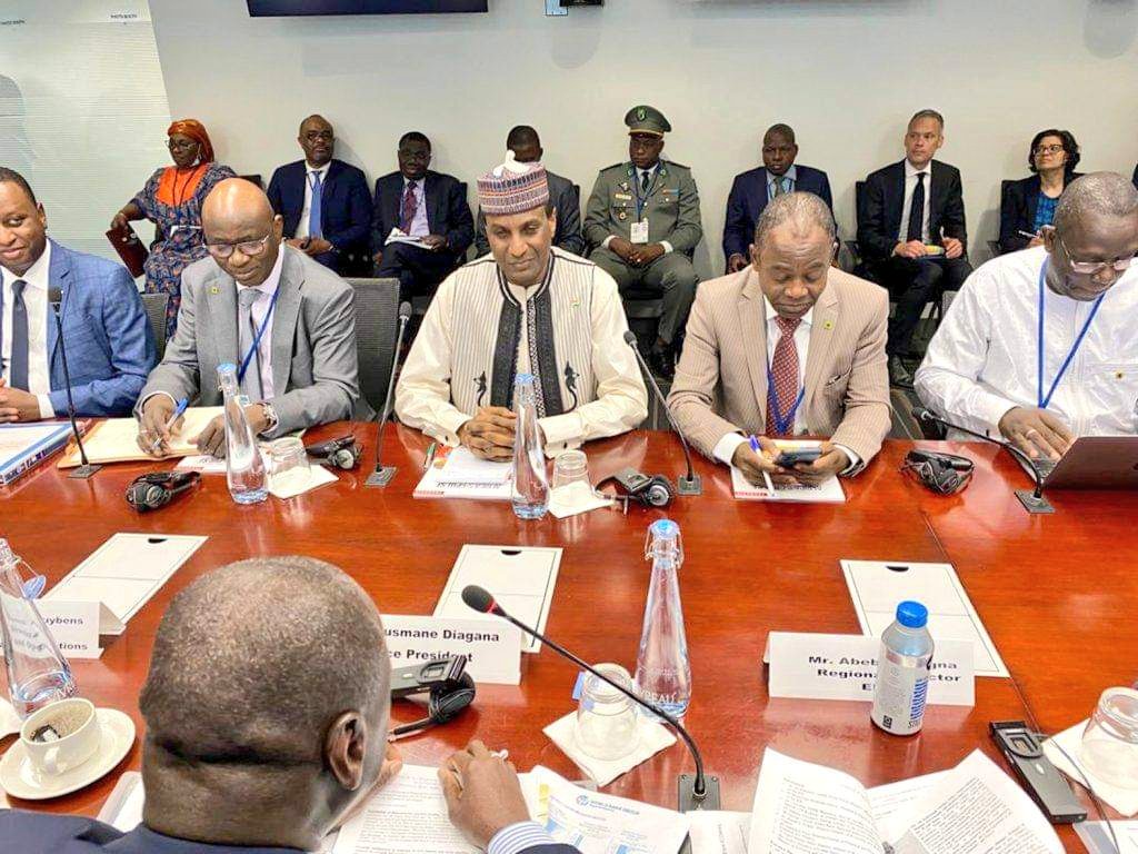 Assemblées annuelles du FMI et de la Banque Mondiale: Le Premier ministre Ali Mahaman Lamine Zeine prend part aux travaux à Washington Son Excellence Monsieur Ali Mahaman Lamine Zeine, Premier Ministre, Ministre de l'Économie et des Finances de la République du Niger, est arrivé…