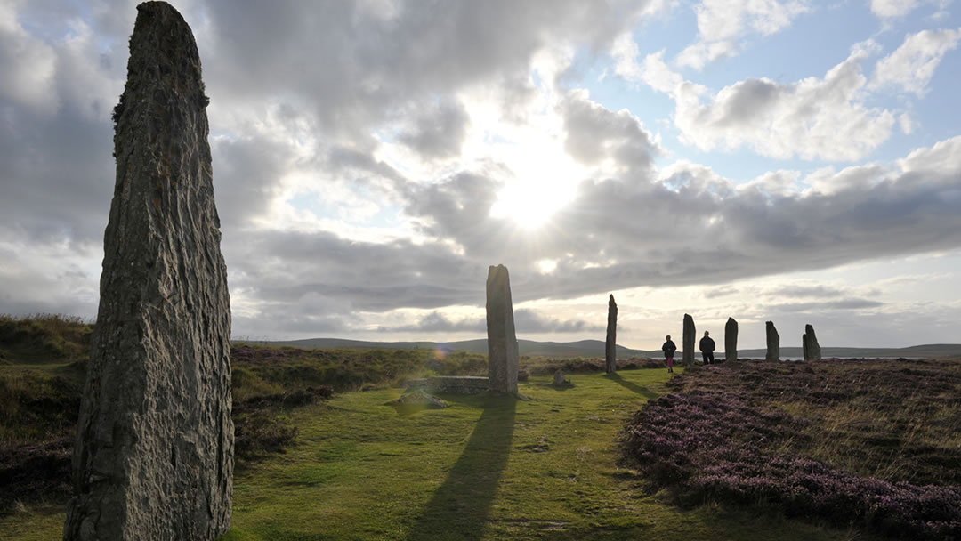 Happy #WorldHeritageDay If you're interested in #History #Heritage or #Archaeology #Orkney is one of the most essential places in #Scotland to visit with an average of 3 archaeological sites per square mile! bit.ly/HistoryInOrkney