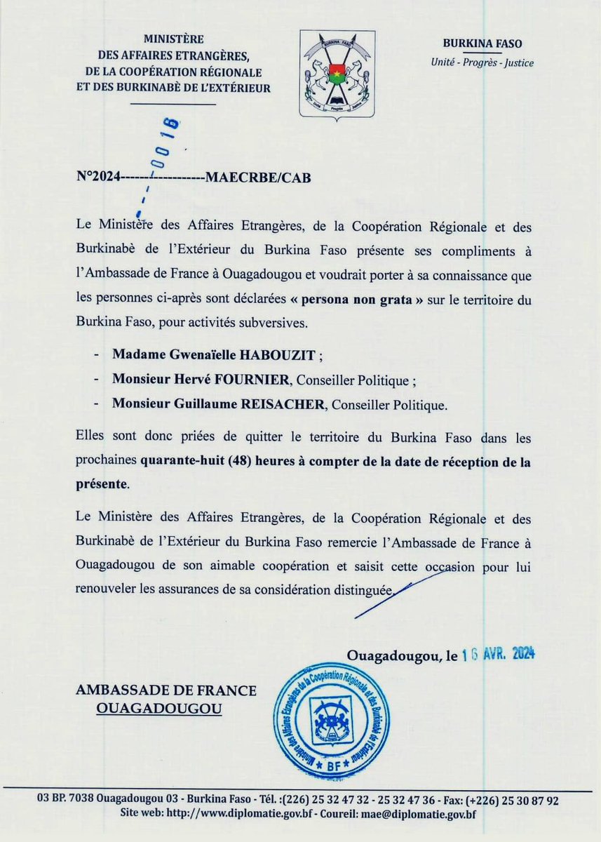 #NonGrata Le Burkina Faso expulse 3 “diplomates“ français pour activités subversives. Il s’agit de Gwenaëlle Habouzit, rédactrice Burkina Faso au Quai d’Orsay, et de Hervé Fournier et Guillaume Reisacher, conseillers politiques à l’ambassade de France au Faso. Quand je vous dis