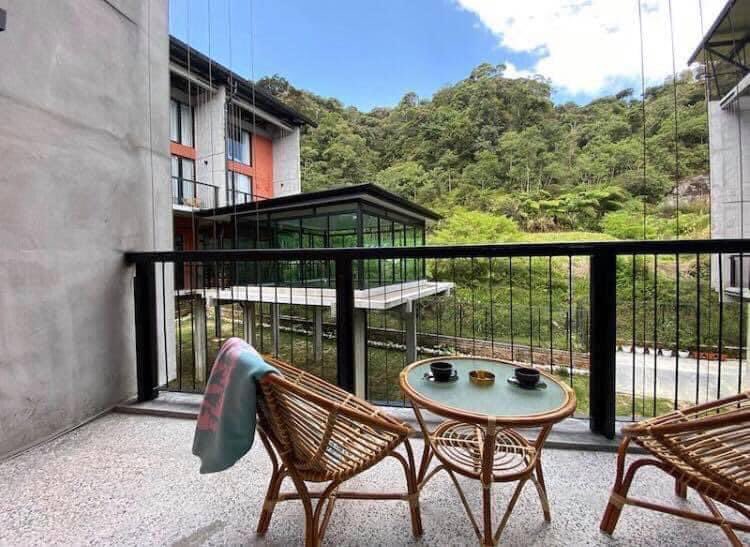 jomtravel_'s tweet photo. 10 Mentigi, Tanah Rata, Cameron Highland🌲🌵🍃

 Rate pun sesuai dengan konsep dia tu. Konsep industrial design ni memang in kalau dekat dengan kehijauan. So boleh la plan nanti dengan family ya. https://t.co/z6D2fm30BV