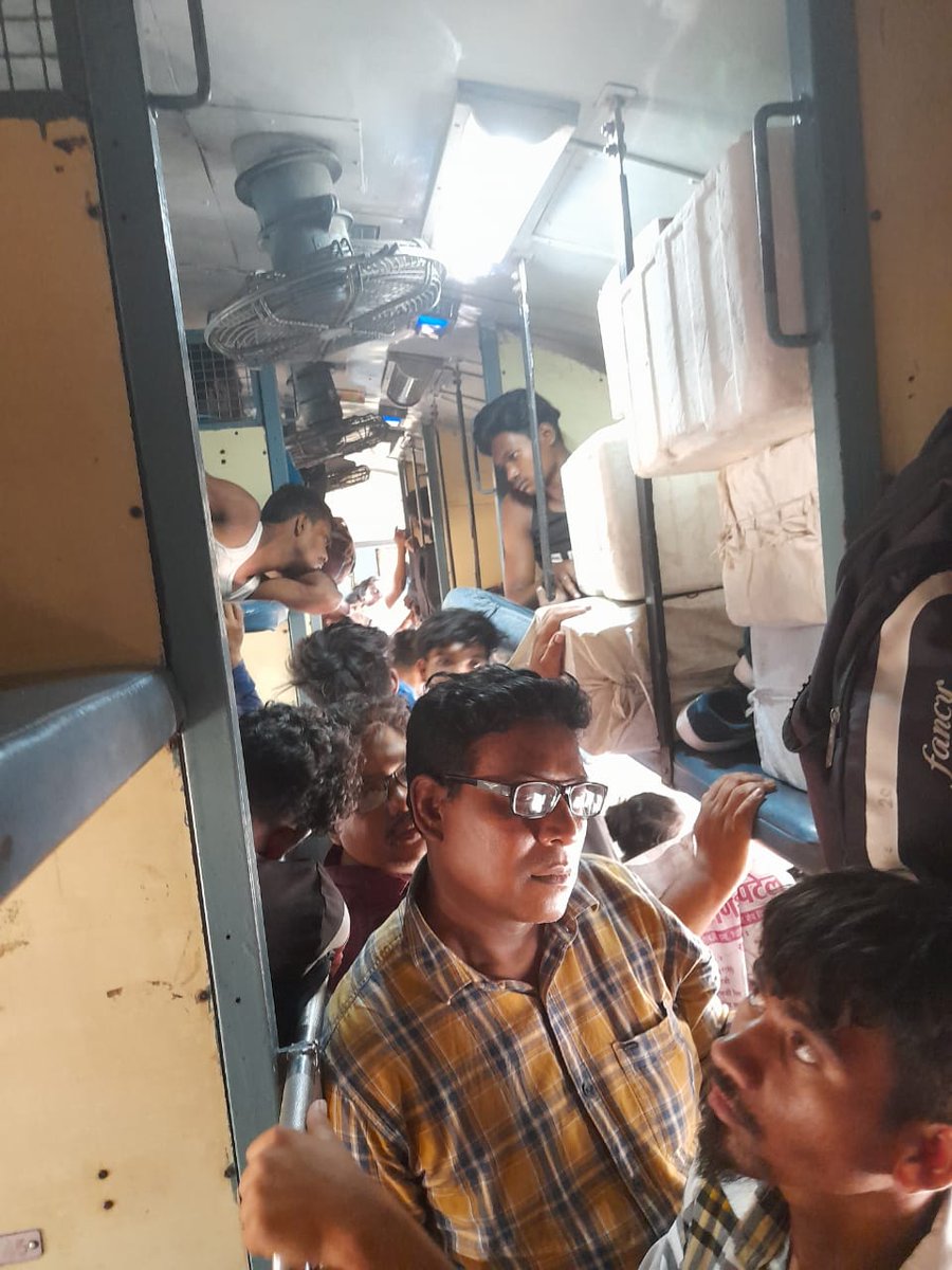 sanjaychhangan3's tweet photo. @ErRpf @PMOIndia  sir please look into this matter. My family is not feeling safe. There are unable to get there reserved seat. Coach S7 Train No 12905 Shalimar Sf Exp. They have boarded from raipur (Chhatisgarh) and Travelling to Howrah. Please help. https://t.co/YGl0dmq0H3