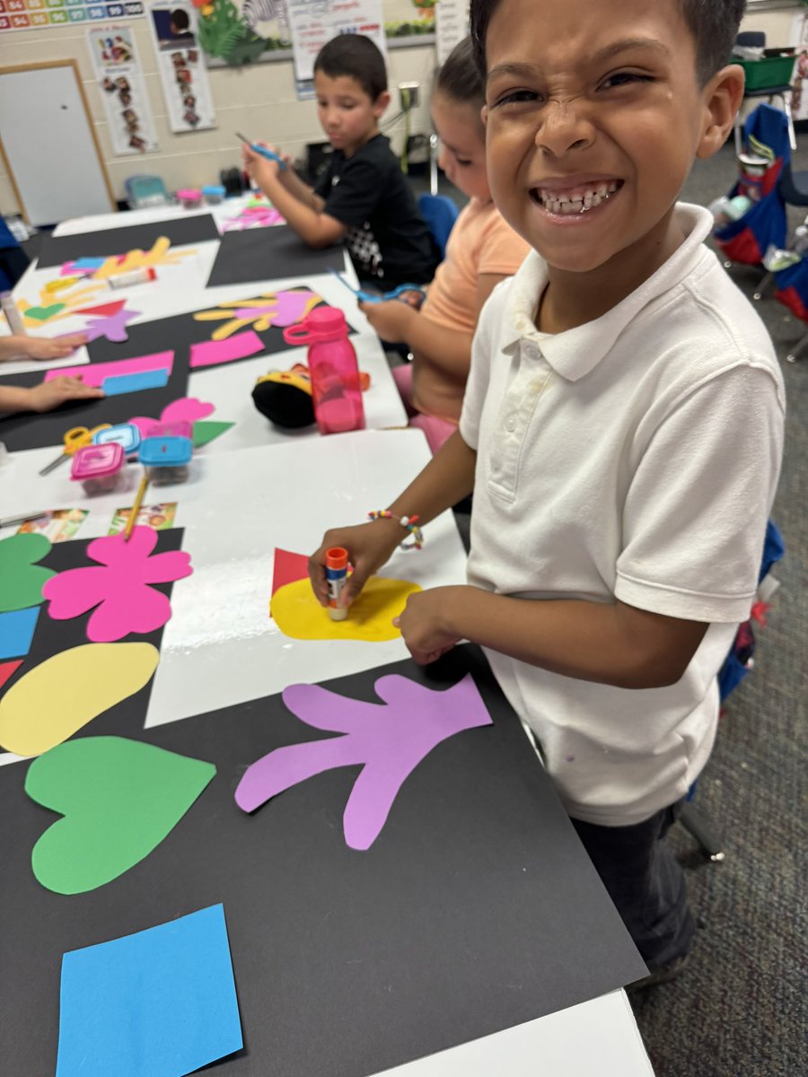 Our gallery keeps growing 🤩Today, inspired by the masterful Henri Matisse! Their vibrant collages reflect creativity and joy, just like Matisse's iconic cut-outs. #YoungArtists #MatisseInspired