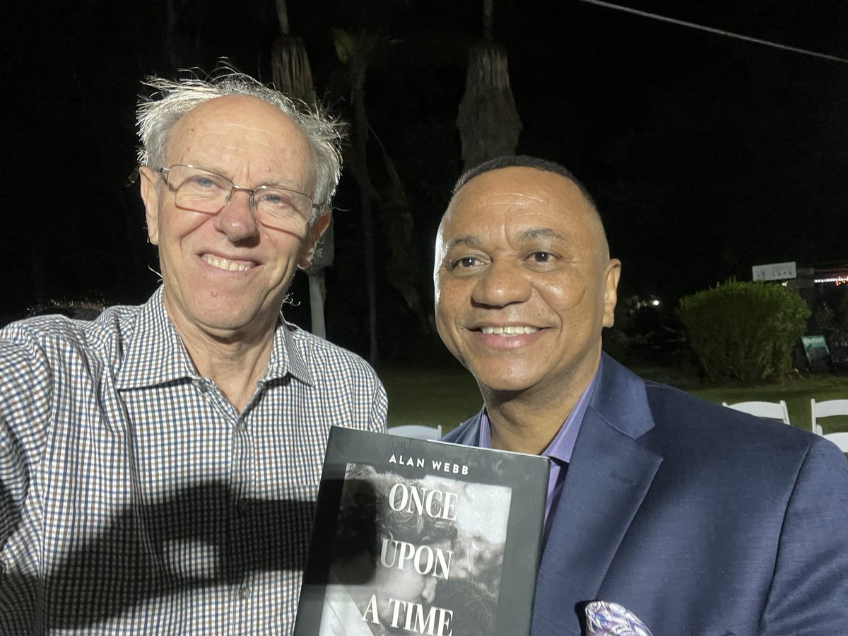 Last night I attended the book launch of Alan Webb’s new book “Once upon a time in Zimbabwe” held in @CityofBulawayo . Alan has written a historical fiction novel which focuses in on the history of Coloured community in Zimbabwe, in particular in #Bulawayo. It is a valuable