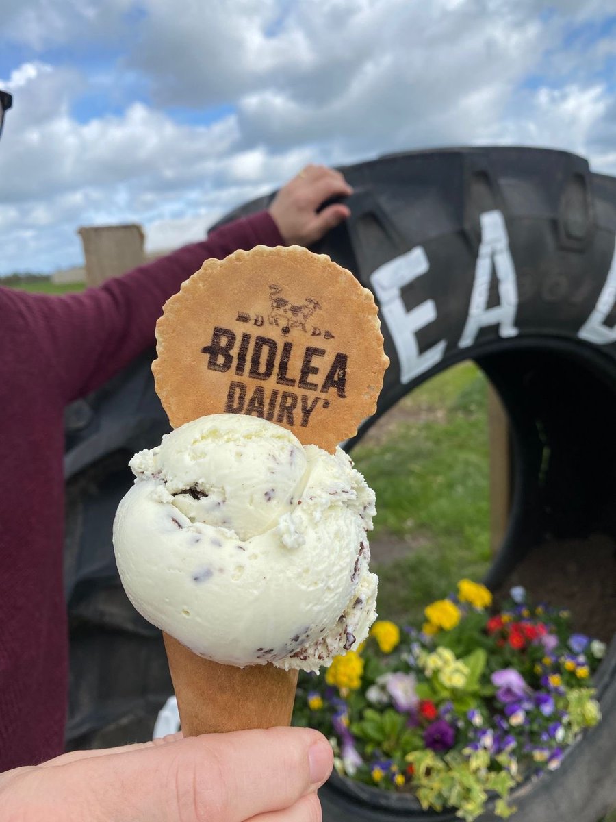 Thank you to @OakwoodValuati1 for a muddy but very sunny Walk and Talk event! Great to take networking outside in the fresh air, and even better to finish it with an ice cream at Bidlea Dairy! #netwalking #property #corporate #bidlea #manchester #cheshire