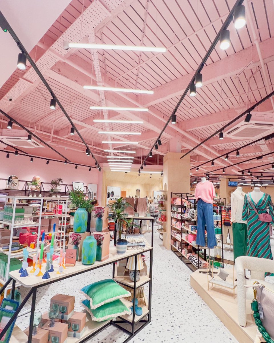 NEW OPENING: Popular fashion, jewellery and homeware store @OliverBonas to open at @TouchwoodTweets on 23 April. 😍 Read more here 👉 tinyurl.com/anaermwa