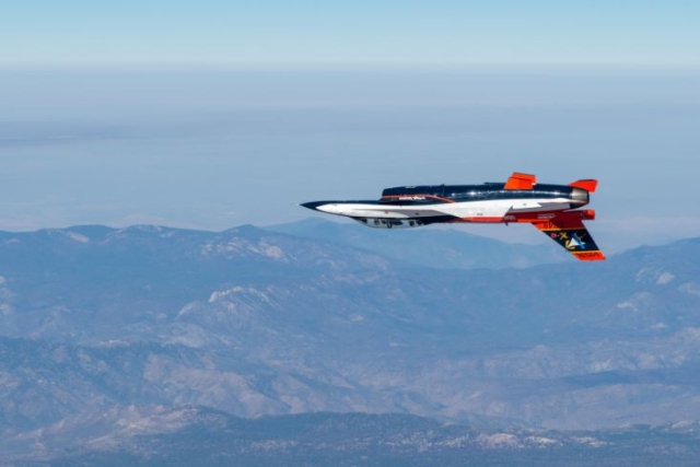 mohamme43370656's tweet image. DARPA Announces First-Ever AI-Controlled F-16 In-Air Combat Tests
defensemirror.com/news/36591/DAR…
#DARPA #AirCombatEvolution #ACEProgram #AIAlgorithms #F16Aircraft #VisualRangeCombat #AirForceTestPilotSchool #EdwardsAirForceBase #X62A #VISTA #AutonomousFlight #HumanMachineTeaming