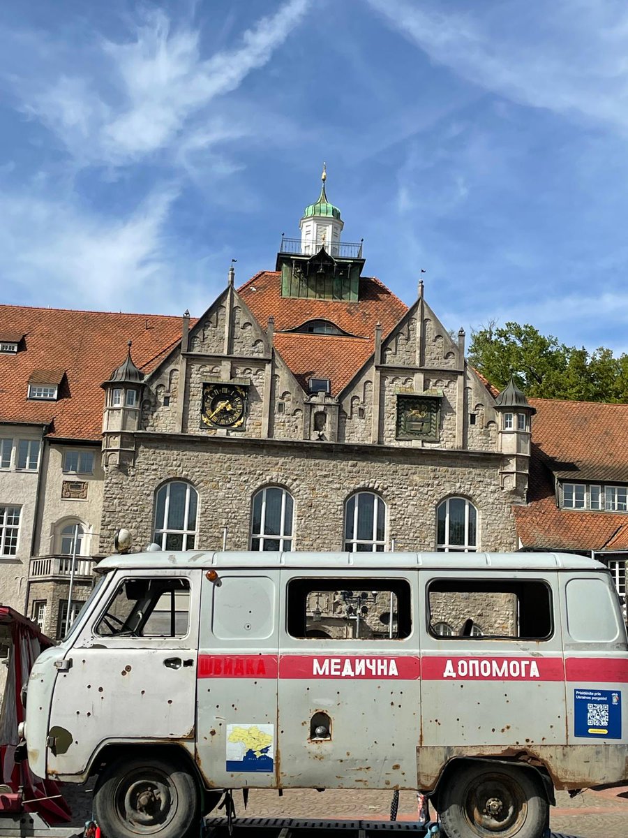 fellas4europe's tweet image. Nur die großen Städte zählen? Weit daneben! 

Wenn unsere #Barwinka 🚑🇺🇦 unterwegs ist, sind es gerade auch die kleinen Städte &amp;amp; Vereine, die Großes leisten.

So auch wieder am Wochenende in #Gladbach &amp;amp; #Overath. 

Warum? 👇
/1