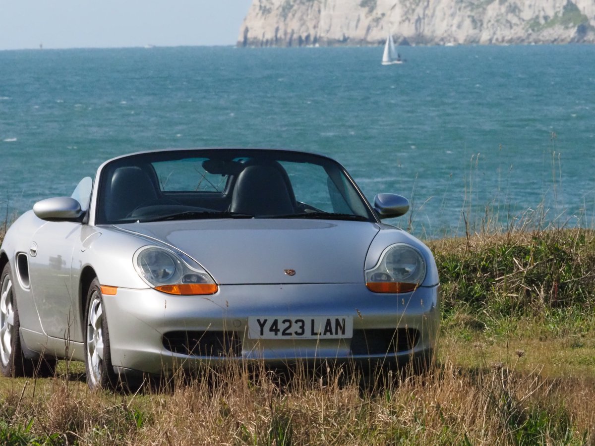 There’s joy, then there’s classic car joy when you simply cannot wipe the silly grin off your face for days after driving it! Available from @IOWCampervans this #Porsche Boxster is ideal for #Driveitday on the Isle of Wight isleofwightcampers.co.uk