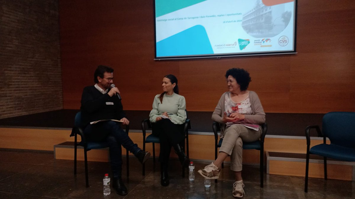 Avui a la jornada sobre habitatge social organitzada per Habitat3 a Tarragona intercanviant experiències i estratègies amb diferents entitats i administracions...molt interessant