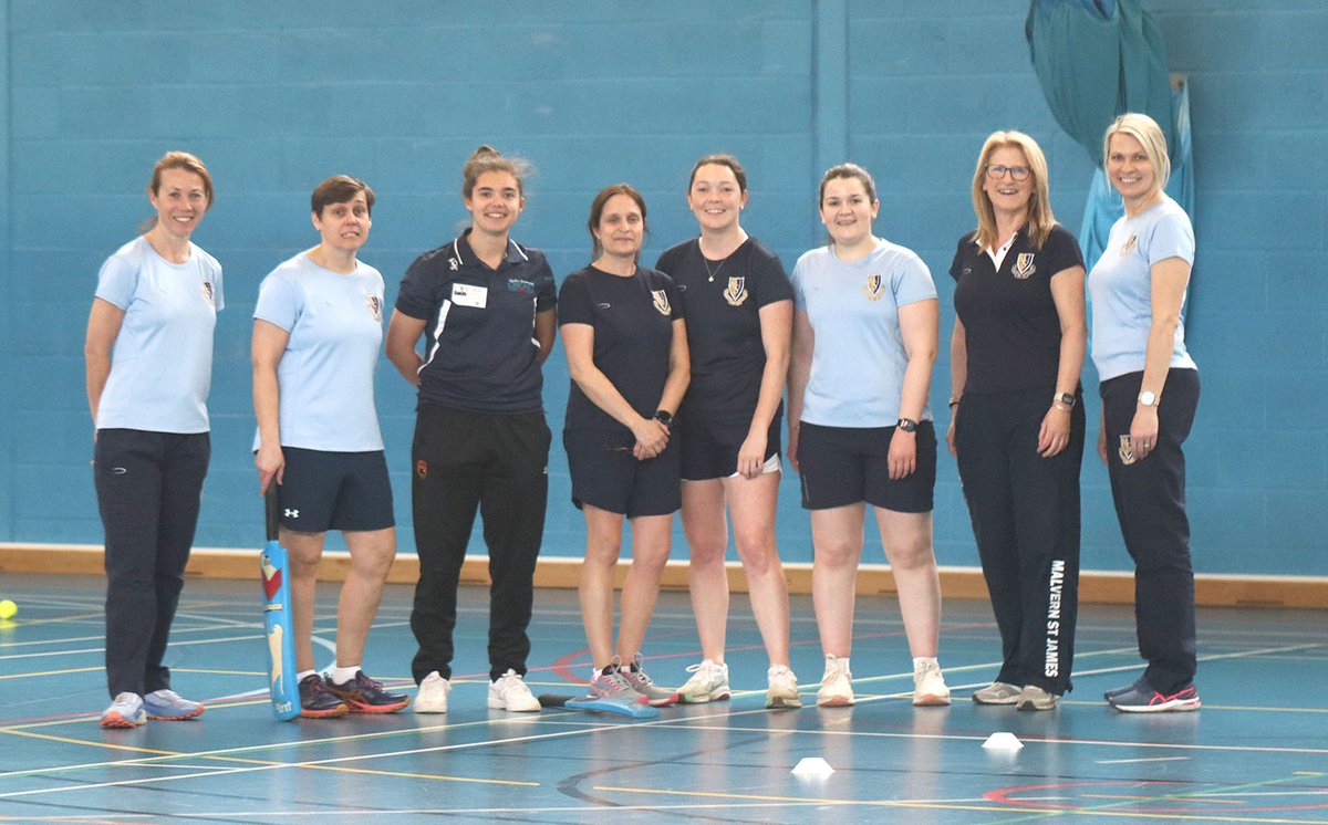 It's #NationalExerciseDay! Our P.E. staff were kept busy with a visit from Ella Chandler, who played for the @southernvipers_ Cricket team. Staff were grateful as she shared her knowledge and expertise on this wonderful sport. Thank you Ella for an inspiring session! 🏏