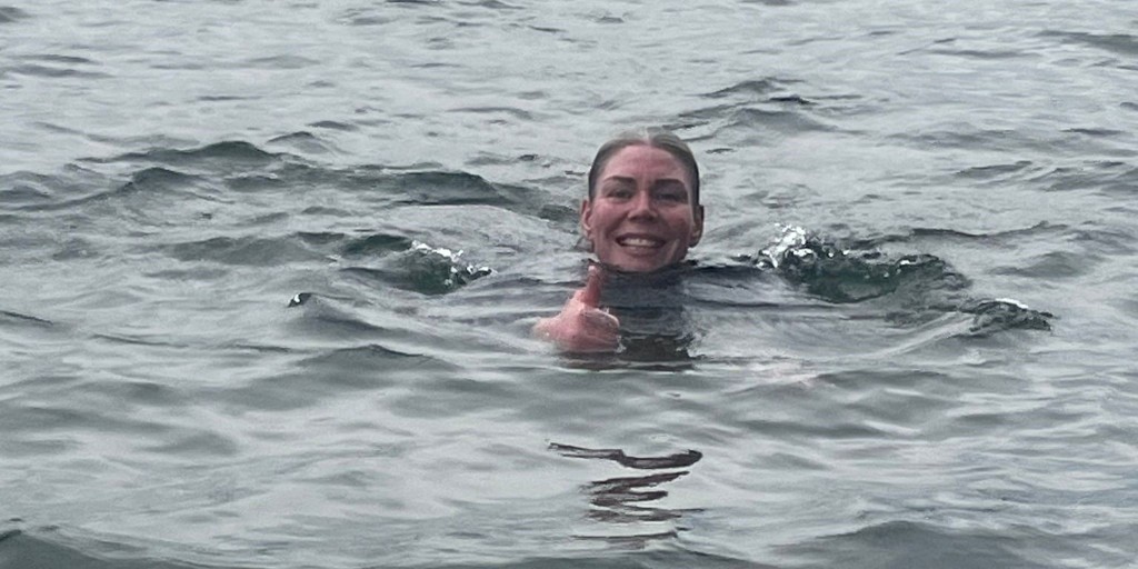 KeyCommunityNE's tweet image. Our Amy, who helps young people maintain housing stability (Resettlement &amp;amp; Retainment team), is diving into nature &amp;amp; taking on the  @great_swim 7 June to raise vital funds for us. 

Support Amy as she makes the plunge: ow.ly/Ao7R50RioiF

#TeamKey #AVocationNotAJob