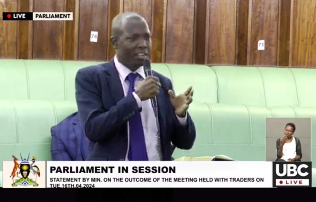 Have raised concerns in @UgParliament over unregulated URA charges,confiscation & charges on personal gifts&personal items by returning passengers at & through Entebbe Airport. I also echoed the concerns of traders over the 3.5USD or 35% (whichever is higher) of import tax