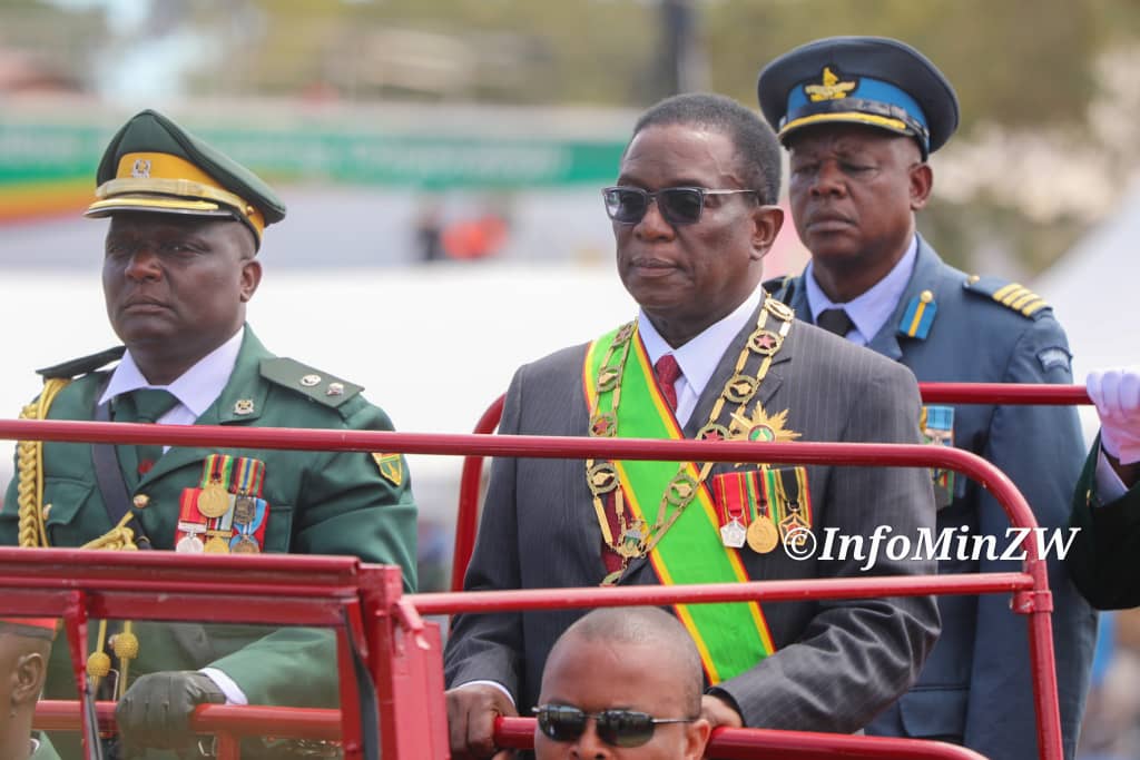 Airforce of Zimbabwe Fighter jets Flypast as per tradition in salute of The Commander in Chief of the Defence Forces, His Excellency President Mnangagwa and the National anthem. #Zim44 #Zimbabwe