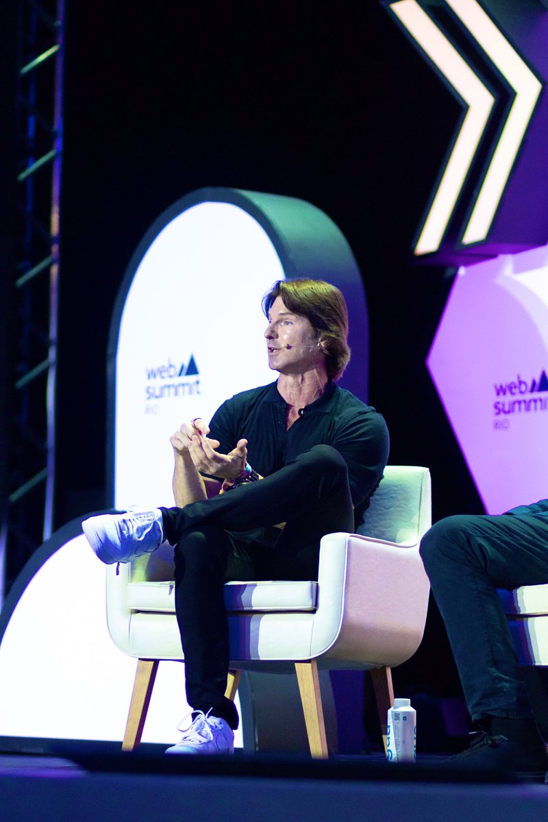 MichaelKochCEO's tweet photo. Another electric session in Rio on the Future of Marketing!! #AI is now Hyperlocal. We must all focus on creating real world results not theory Do not do AI for just the sake of AI. Honored to be leading the way #WebSummitRio #hubkonnect https://t.co/fdySalK6yt