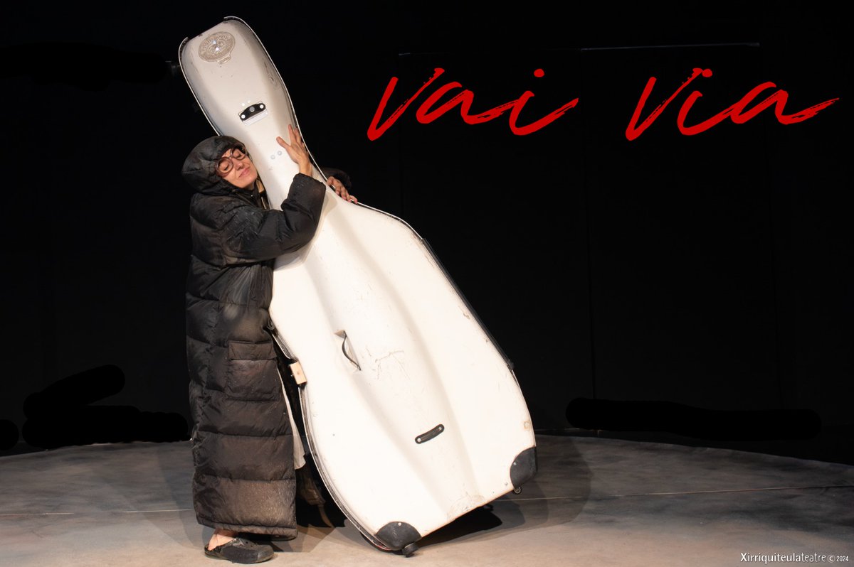 xirriquiteula's tweet photo. Avui és un gran dia per nosaltres
AVUI ESTRENEM "VAI VIA" 🙌
El nou espectacle de #xirriquiteula
Al #klapfestival d'Ejsberg, Dinamarca 🇩🇰
Dirigida per Marc van der Velden i amb Iolanda Llansó com a protagonista
Estrena catalana al Festival Grec, 18 juliol
#vaivia https://t.co/xQPSB2abUA