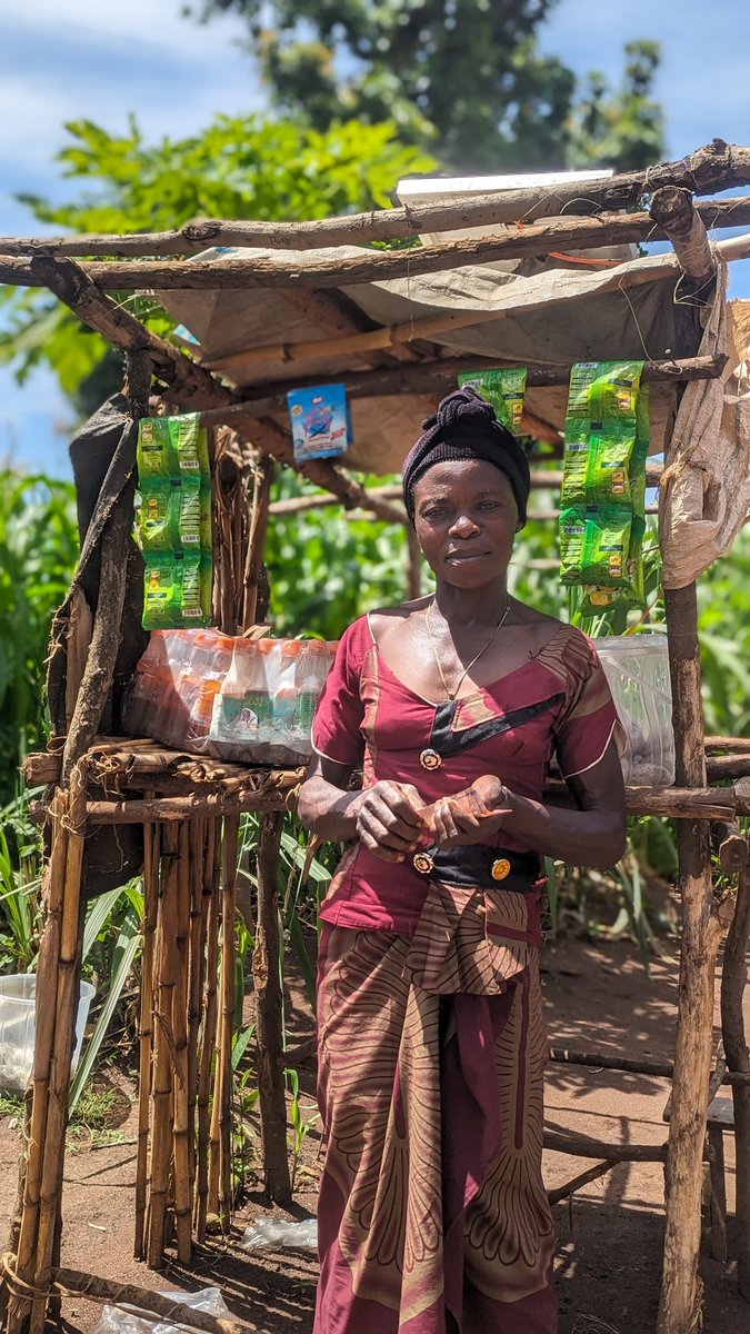 Nyangoma Nema, a refugee in Kyangwali settlement is now a shop owner. Through block farming and saving with her Amani group. She funded her shop, which now provides school fees and clothes for her children. 🇫🇷🤝🇺🇬