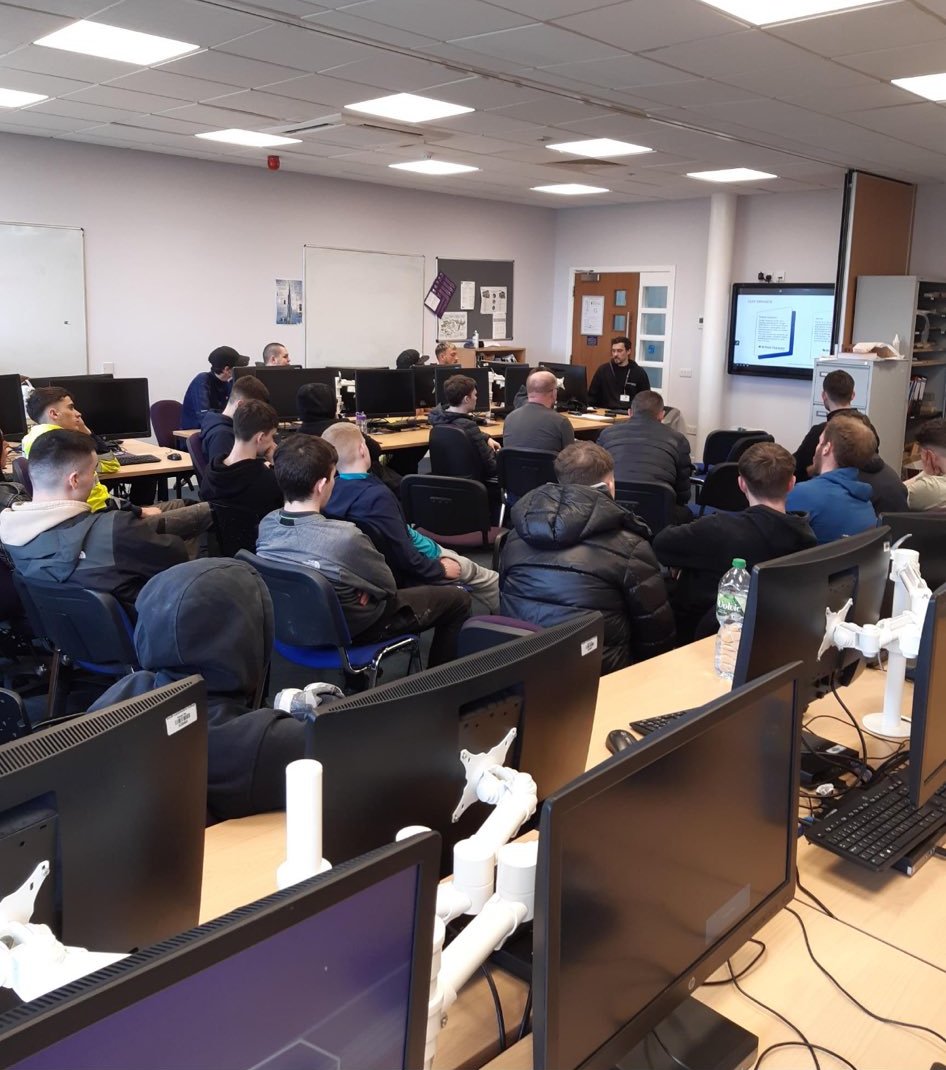 Thank you to @britishgypsum and Ryan Steely, Skills Partnership Manager for delivering an engaging presentation to our Plastering students! The feedback from the students has been fantastic! 🧰 We look forward to welcoming you on campus again soon! #OurSLC I #NewSkills