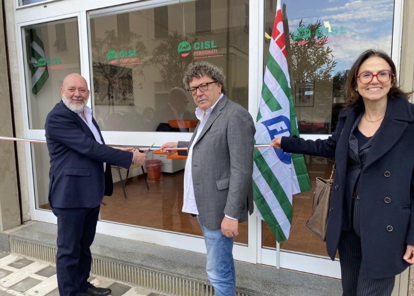 CislLiguria's tweet photo. A Chiavari in Corso Cristoforo Colombo 83 - 83/A inaugurate nuove sedi Fnp Cisl Genova AM e Patronato Inas alla presenza del Responsabile Fnp Cisl Genova Ettore Torzetti, il Direttore Reg. Patronato Inas Nicola Bottaro e vice sindaco Chiavari Michela Canepa @FnpCisl @InasCisl https://t.co/TrpLOZ2a1W