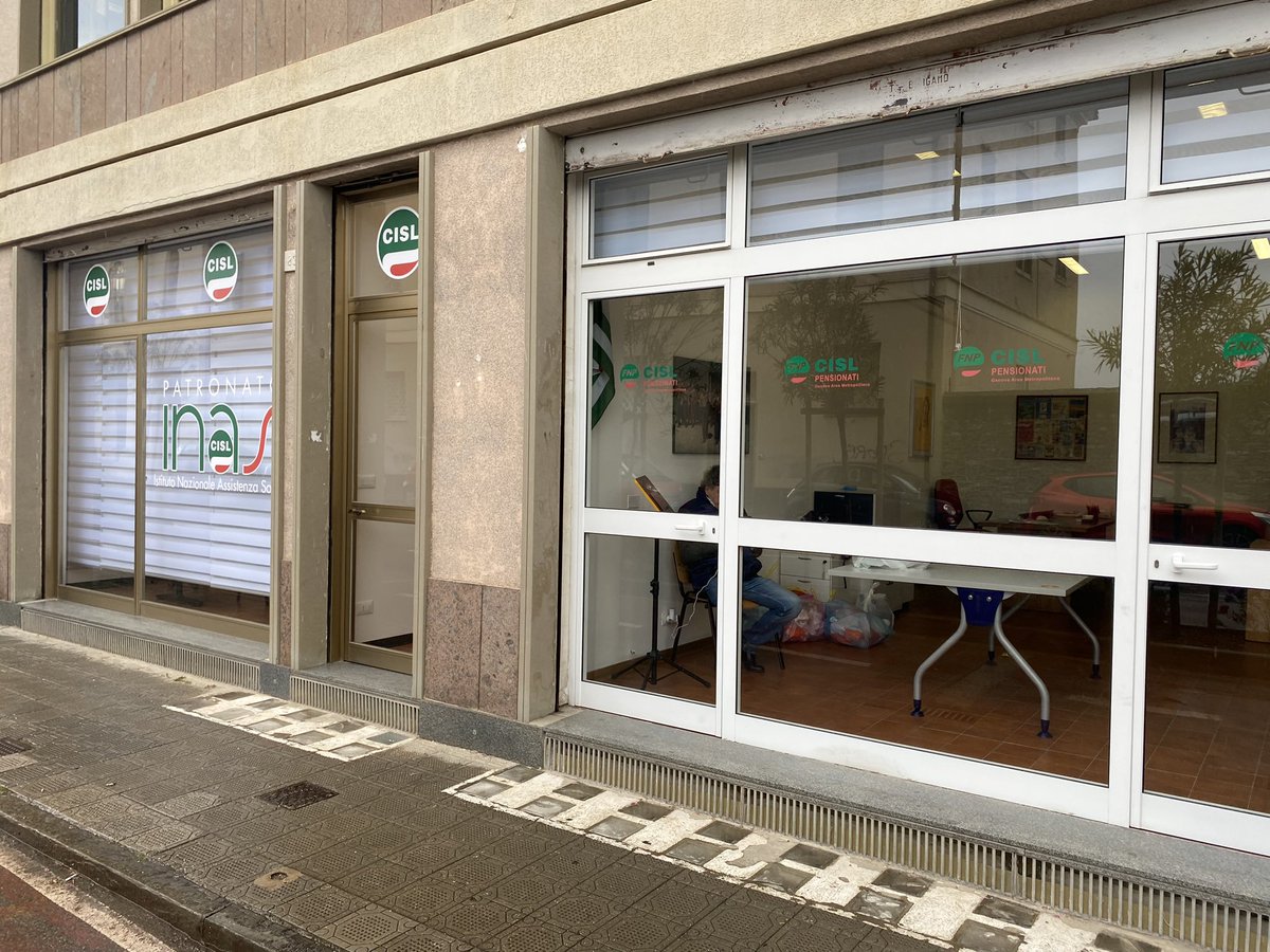 CislLiguria's tweet photo. A Chiavari in Corso Cristoforo Colombo 83 - 83/A inaugurate nuove sedi Fnp Cisl Genova AM e Patronato Inas alla presenza del Responsabile Fnp Cisl Genova Ettore Torzetti, il Direttore Reg. Patronato Inas Nicola Bottaro e vice sindaco Chiavari Michela Canepa @FnpCisl @InasCisl https://t.co/TrpLOZ2a1W