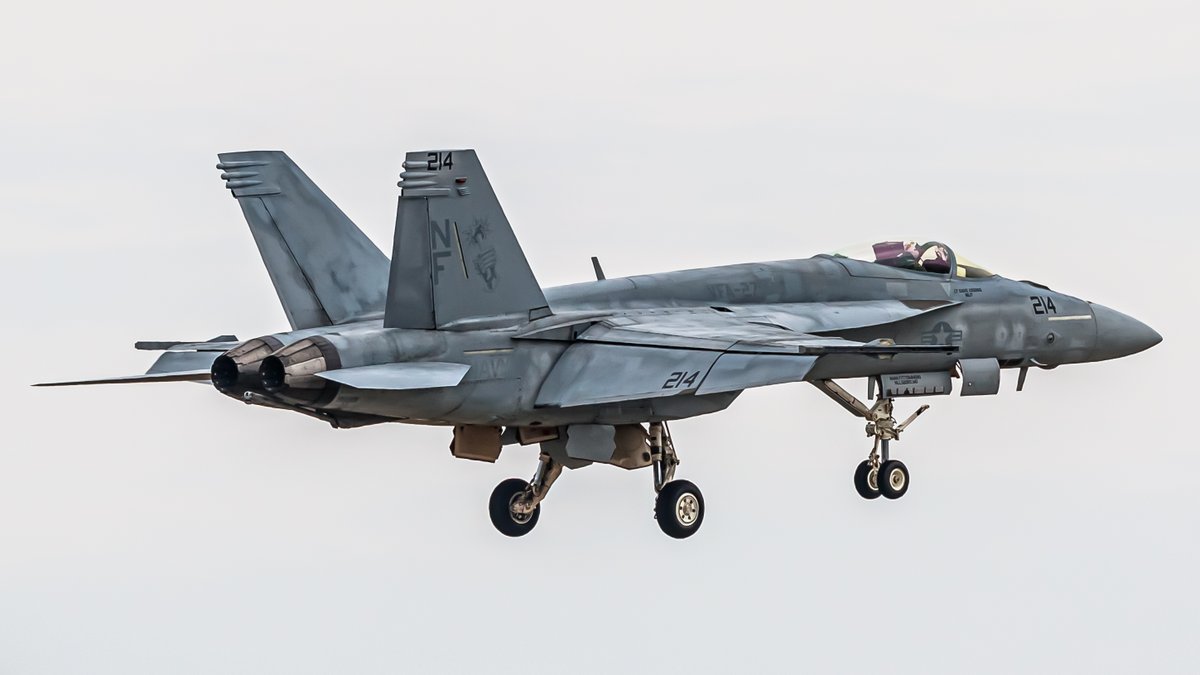 RJOI/IWK
F/A-18E Buno.168466
VFA-27 NF214