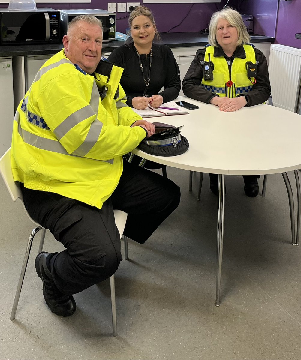 PC Cahn recently held a productive meeting with City Centre PCSOs Sue and Andrew. The main agenda of the meeting was to address the issue of women and girls' safety and to establish stronger trust between the police and the local communities and businesses.
#VAWG