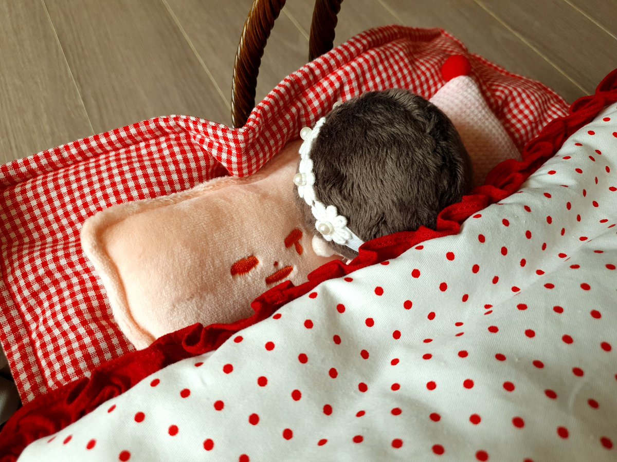 numanumaiei_bl's tweet photo. @dimdimdawn ＜당신은 약속했어.＞

＜매일매일 정성껏 돌보고 아껴 줄 거라고....＞

이런 모습이면 쫌 덜 슬프지 않을까요ㅋㅋㅋㅋㅋㅋ https://t.co/OuOmaDQQfi