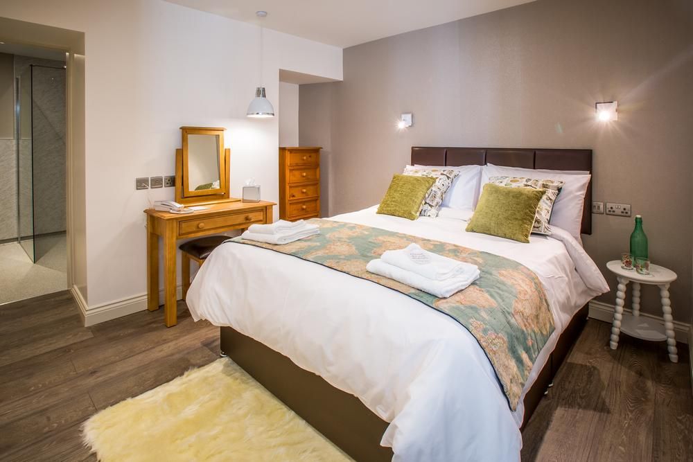 ✨ Nestled in the picturesque village of Byers Green, Thomas Wright House Accommodation & Restaurant offers a tranquil retreat in the heart of County Durham.

🛏 Bed & Breakfast 
aroundaboutbritain.co.uk/Durham/14032

#ByersGreen #CountyDurham #LuxuryAccommodation #FoodandDrink #WarmWelcome