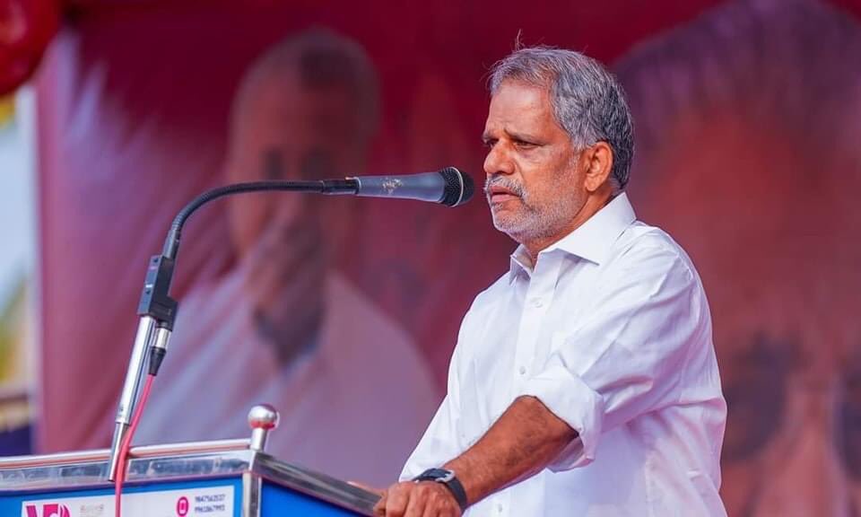 Huge throngs of people flocked to the election campaign events of Com. A Vijayaraghavan, the LDF candidate of Palakkad constituency. ♥️🤩

#VoteForLDF