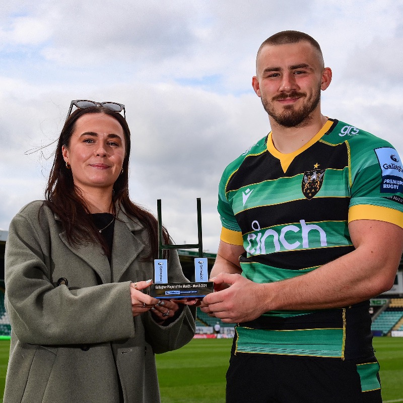 SaintsRugby's tweet photo. Unstoppable 🔥

@olliesleights has been named the Gallagher @premrugby Player of the Month 🙌