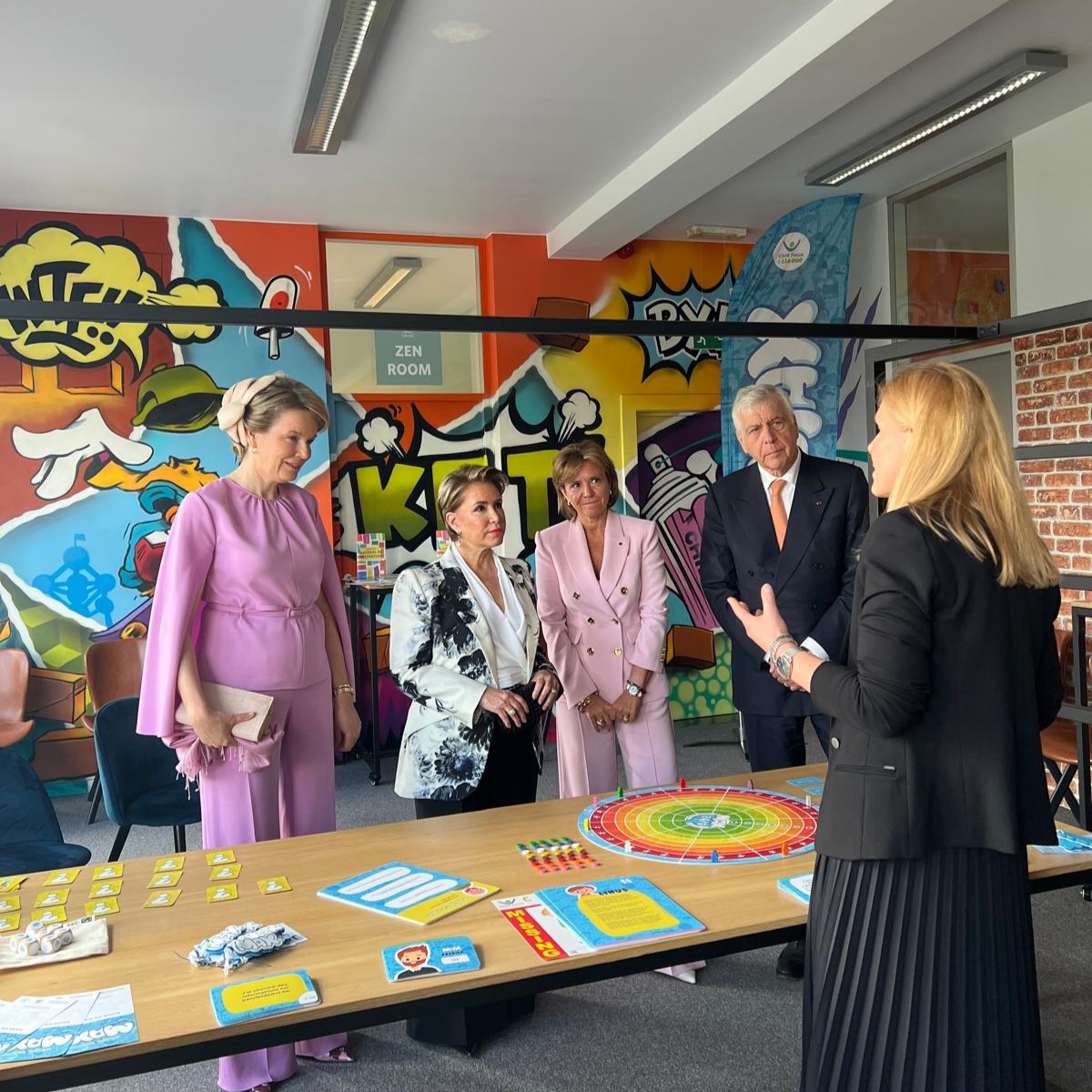 We hadden vandaag de eer om Hare Majesteit de Koningin, erevoorzitster van Child Focus, en Hare Koninklijke Hoogheid de Groothertogin van Luxemburg in onze kantoren te verwelkomen. Hartelijk dank voor dit waardevolle bezoek @MonarchieBe @CourGrandDucale