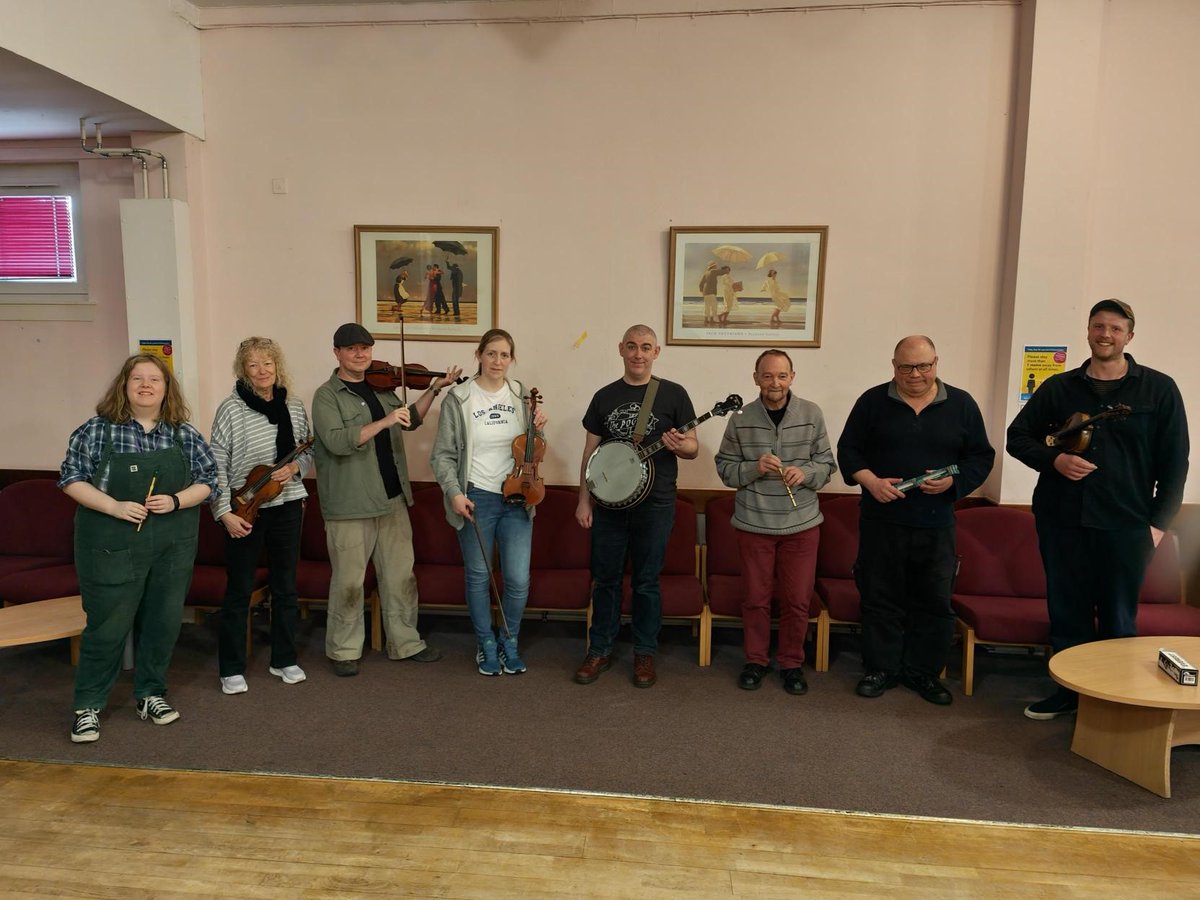 Great turn out this morning for the first ever session of #BigNoiseDouglas's new adult traditional music group 🪕🏴󠁧󠁢󠁳󠁣󠁴󠁿🎶 At #BigNoise it's not only about the kids - we provide safe and social places for the whole community to join in with the learning, music-making, and fun!