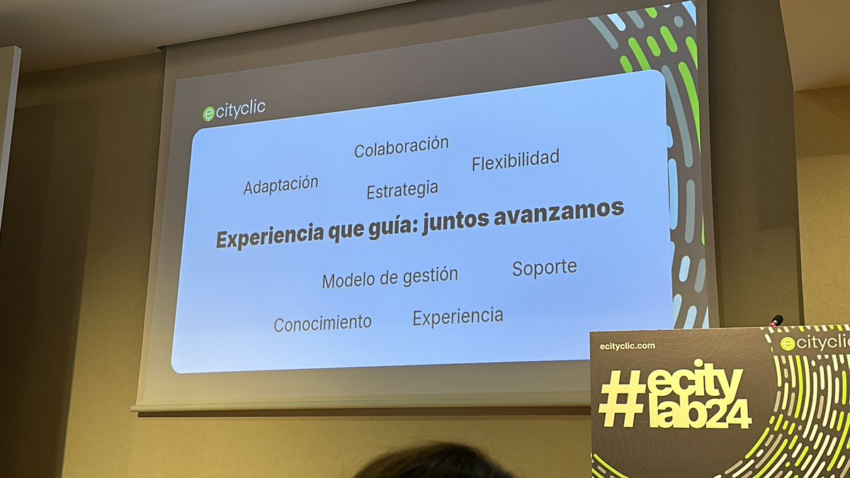 ecityclic's tweet photo. 🙌🏻 @CindeaS modera, acompañada de @evaruizmiracle, @FerranFarriol y #JuanCarlosMolina, quienes comparten sus experiencias en la implementación de soluciones digitales en la administración pública. ¡Una conversación sobre innovación y calidad! 🔝🔝
#eCityLAB24 https://t.co/iStCgcqTHI