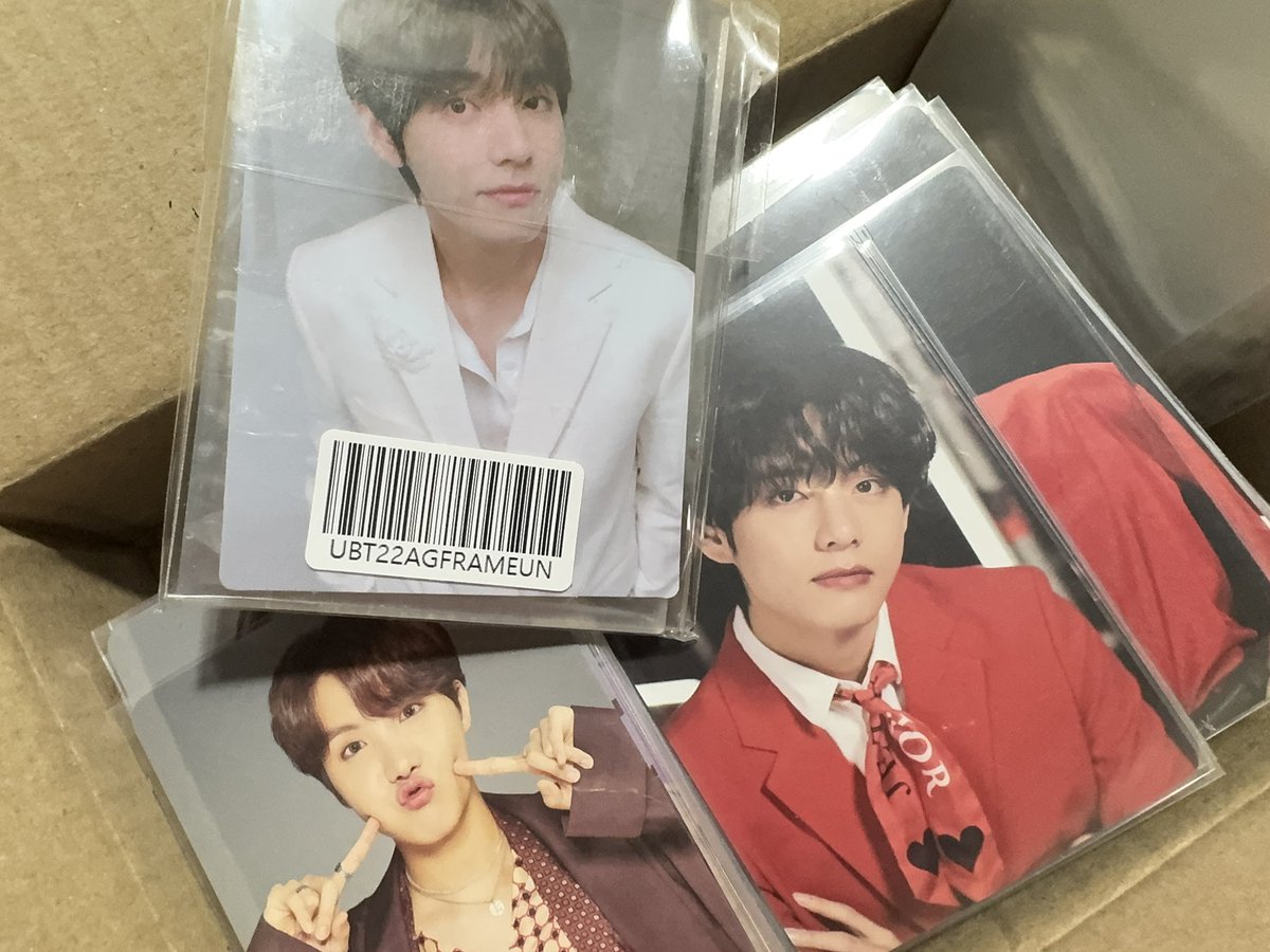 วันนี้มาทยอยปล่อยของสะสมบังทันนะคะ 🥺💖

#ตลาดนัดบังทัน #ตลาดนัดBTS