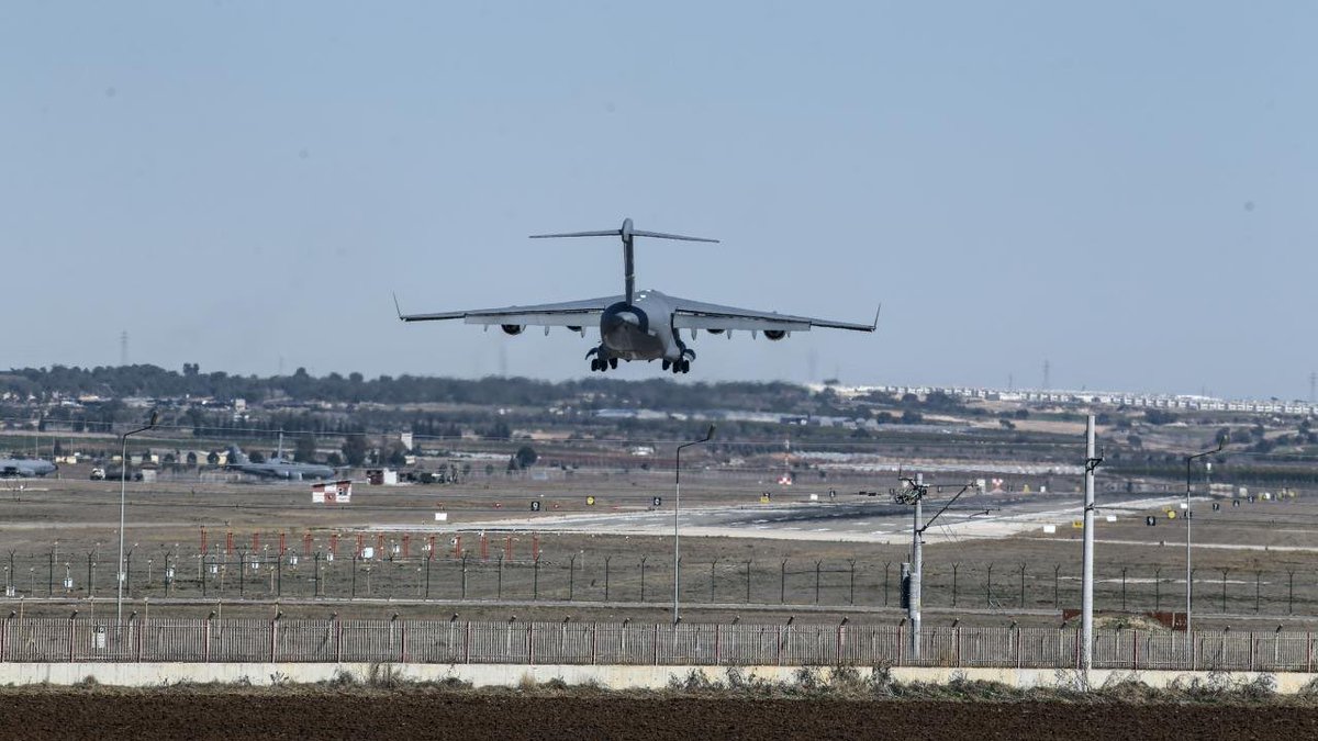 Milli Savunma Bakanlığı, 

İncirlik Üssü olarak bilinen Adana'daki 10. Tanker Üs Komutanlığı'nın isminin 10'uncu Ana Jet Üs Komutanlığı olarak değiştirildiğini açıkladı...