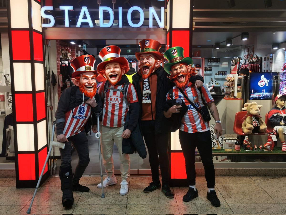 HiberniAtleti's tweet photo. I will follow you until my death. FORZA ATLETI 🇵🇪🇮🇪
#BVBATM
Hasta la muerte yo te seguiré. AUPA ATLETI 🇵🇪🇮🇪
.
.
.
#ireland #countymayo #westport #atleticomadrid #atleticosporelmundo #aplastaatleti #BVBatleti #forzaatleti https://t.co/s848Uv4otx