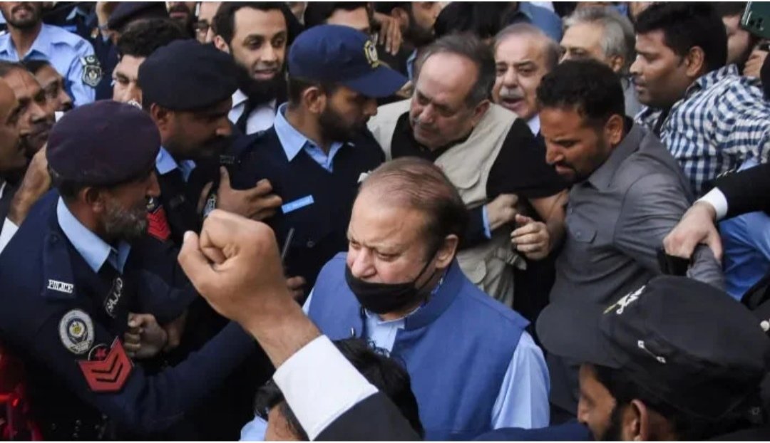 نوازشریف نے 1997 میں سعودیہ سے ملی گاڑی توشہ خانہ میں جمع کرائی، 2008 میں یوسف رضا گیلانی نے نواز شریف کو گاڑی خریدنے کی آفر کی نوازشریف نے گاڑی توشہ خانہ سے نہیں بلکہ وفاقی ٹرانسپورٹ پول سے خریدی #قائد_نوازشریف_سرخرو